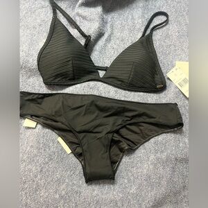 Rip Curl Black Bikini Triangle Top Size Medium Bottom Size Large NWT